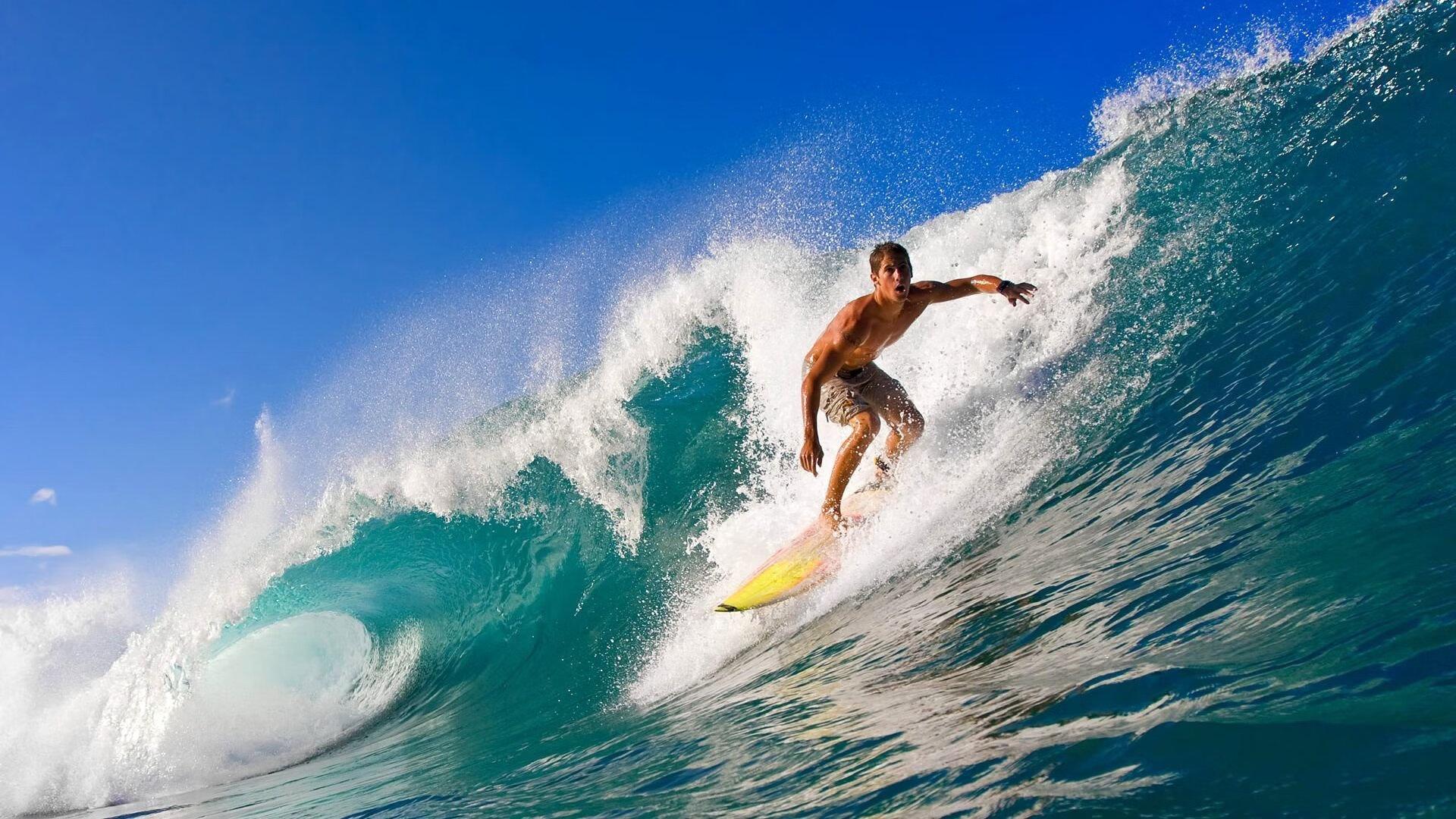  国际帆船赛激战正酣 顶尖选手逐浪争锋|杏彩体育官网